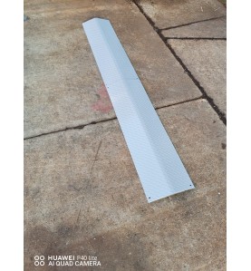 Rampă de Protecție Cabluri din Tablă Striată – Producție Lord Tools